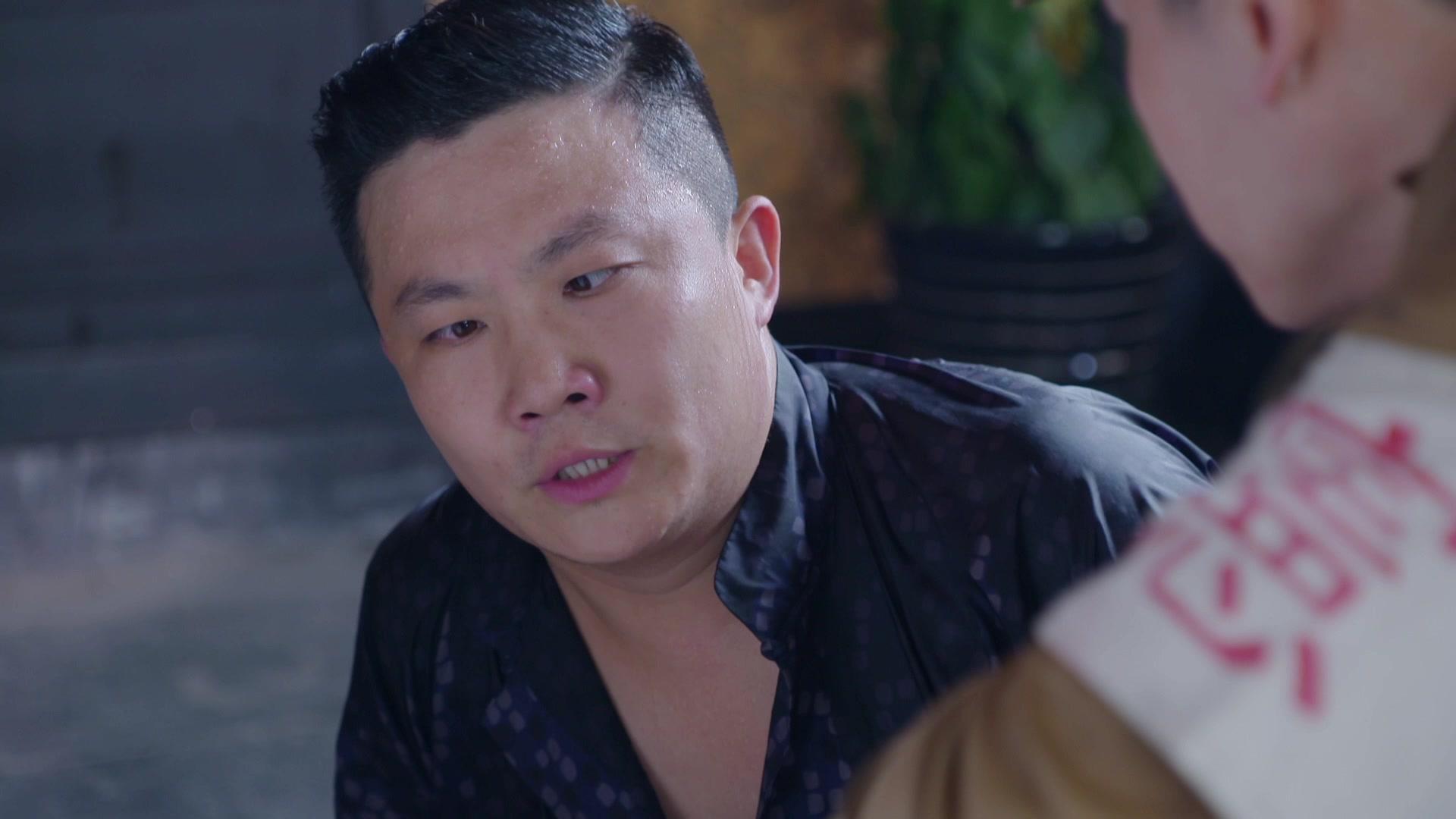 移动的枪口 第17集视频封面图