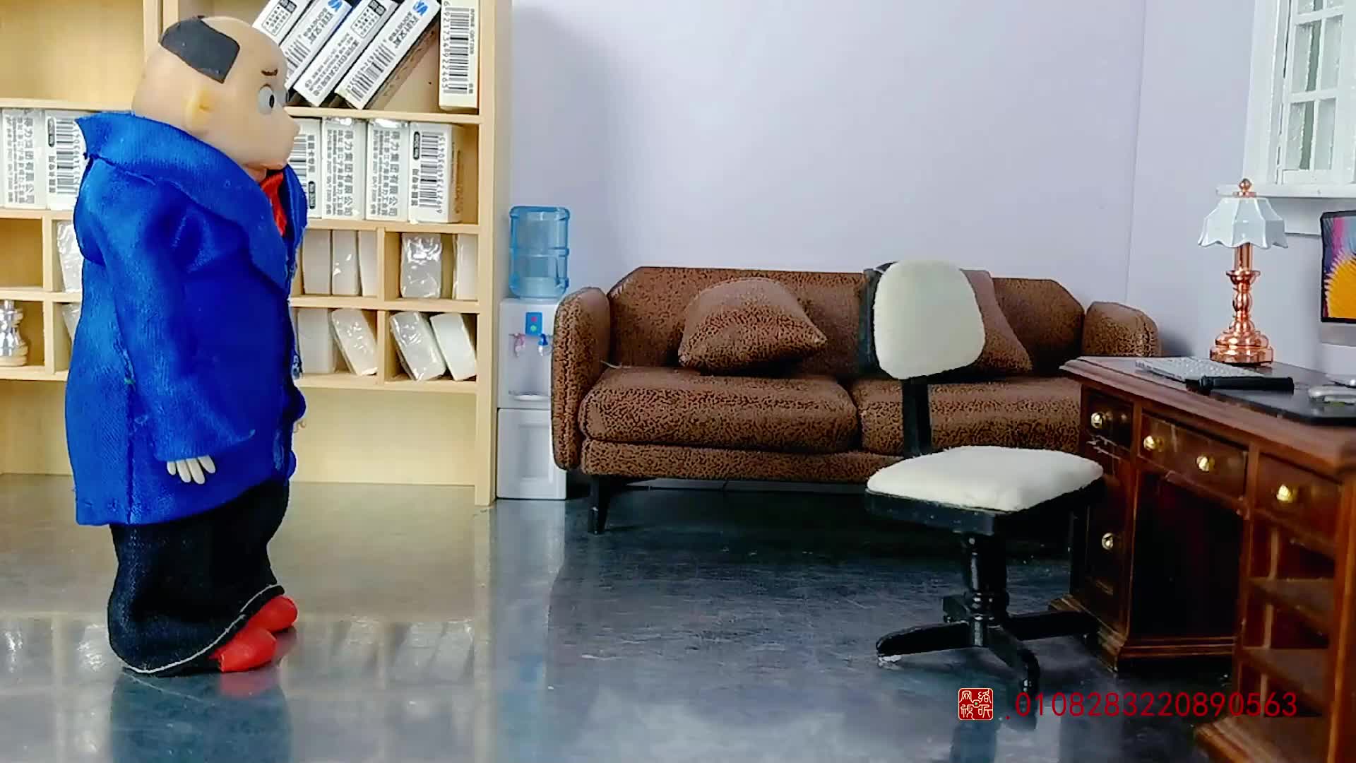 怪小逗和火爆老师 第99集视频封面图