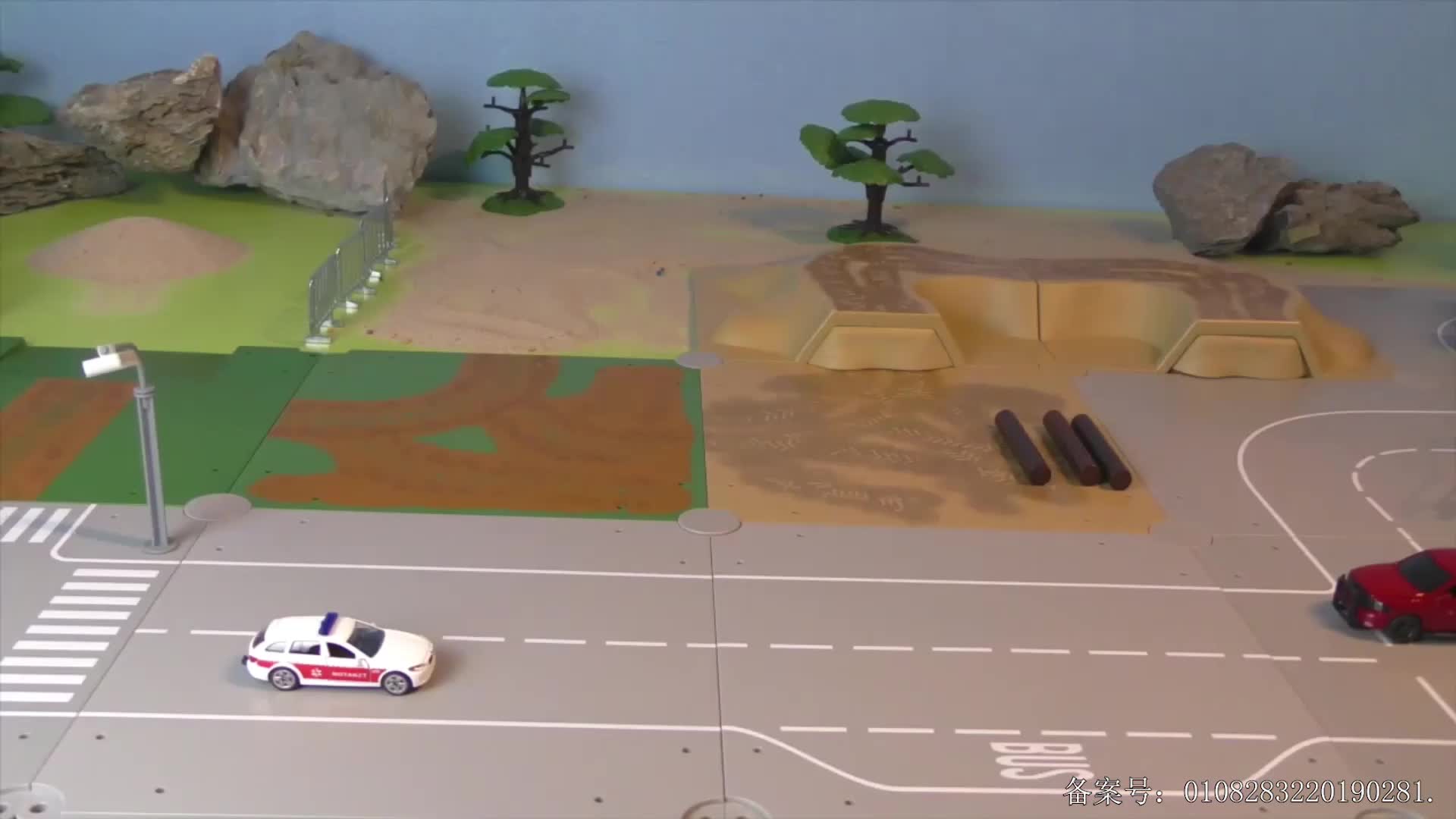 汽车世界之百变工程车 第49集视频封面图