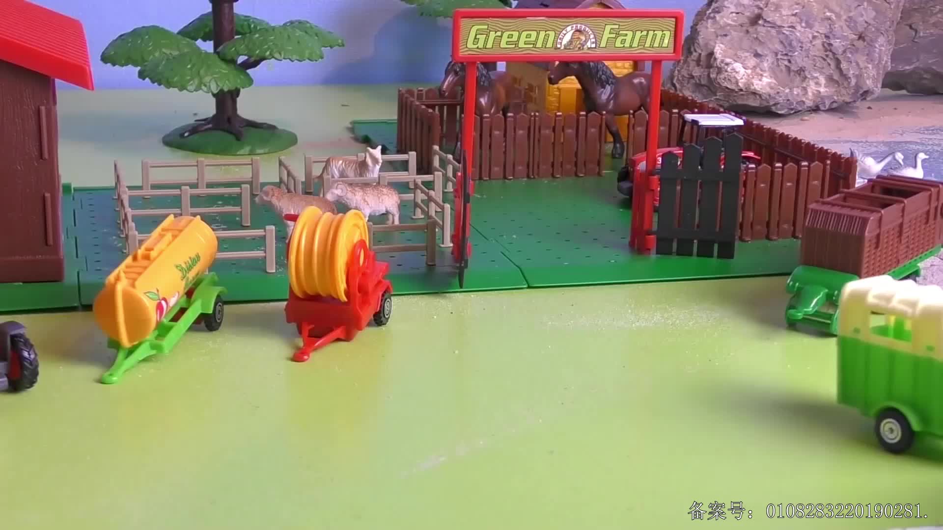 汽车世界之百变工程车 第35集视频封面图