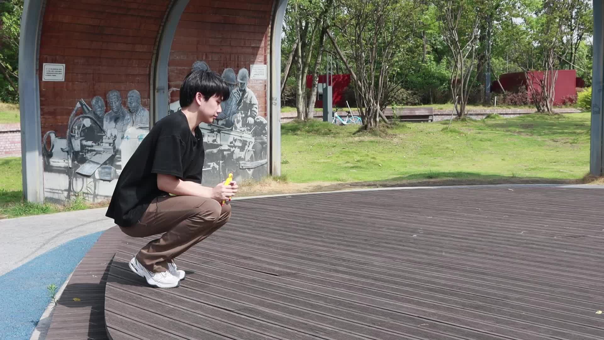 小伶玩具第四季 第21集视频封面图