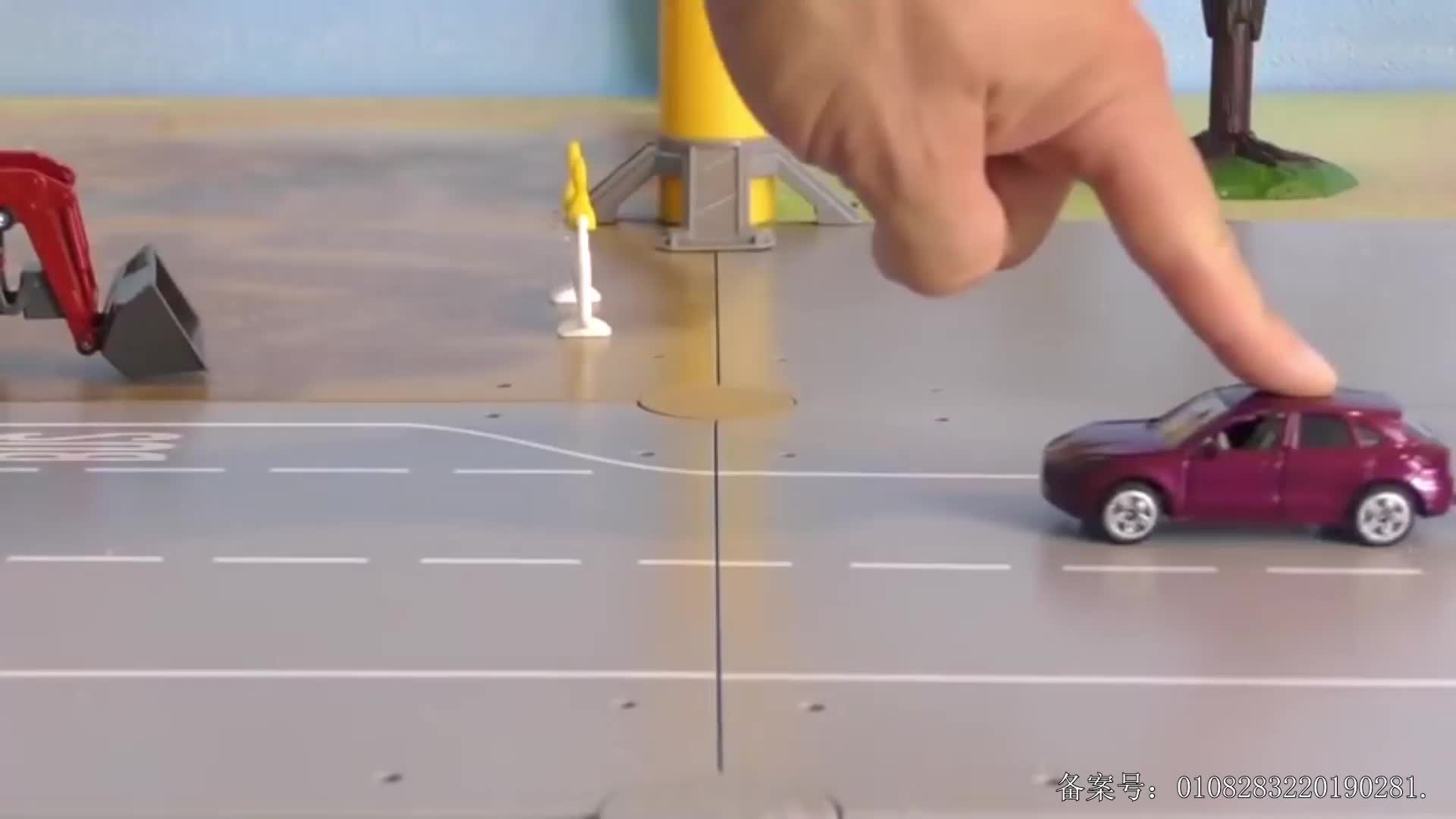 汽车世界之百变工程车 第15集视频封面图