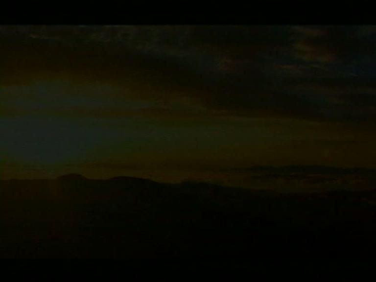 东方母亲 第9集视频封面图