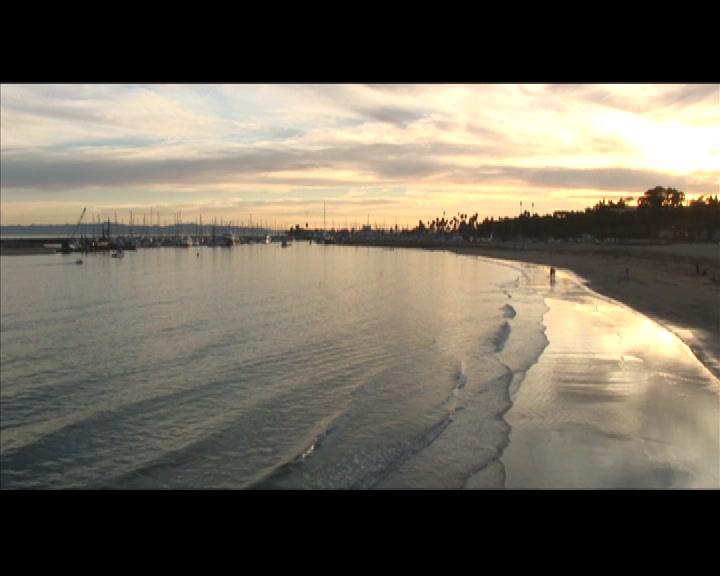 亲爱的敌人 第12集视频封面图