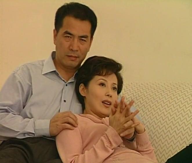 非常接触 第13集视频封面图