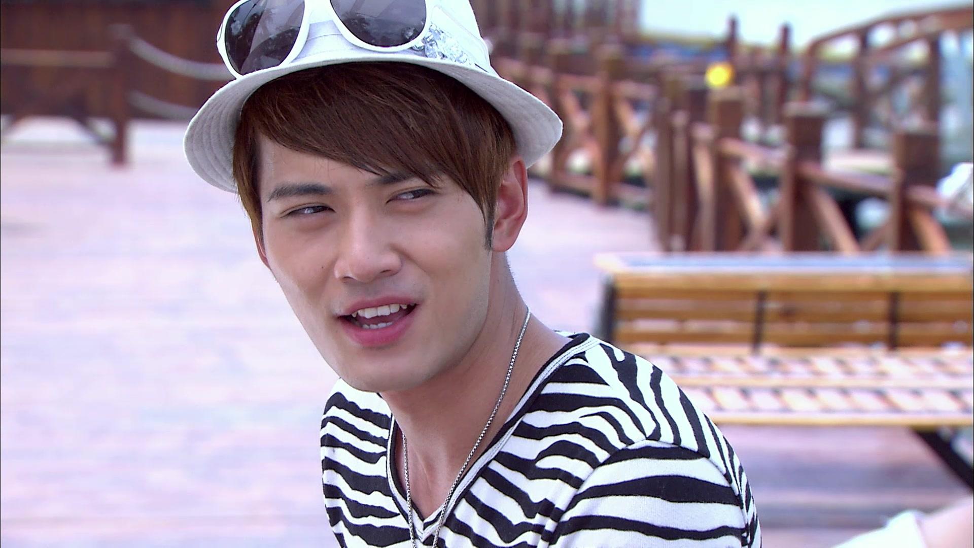 爱情睡醒了 第13集视频封面图