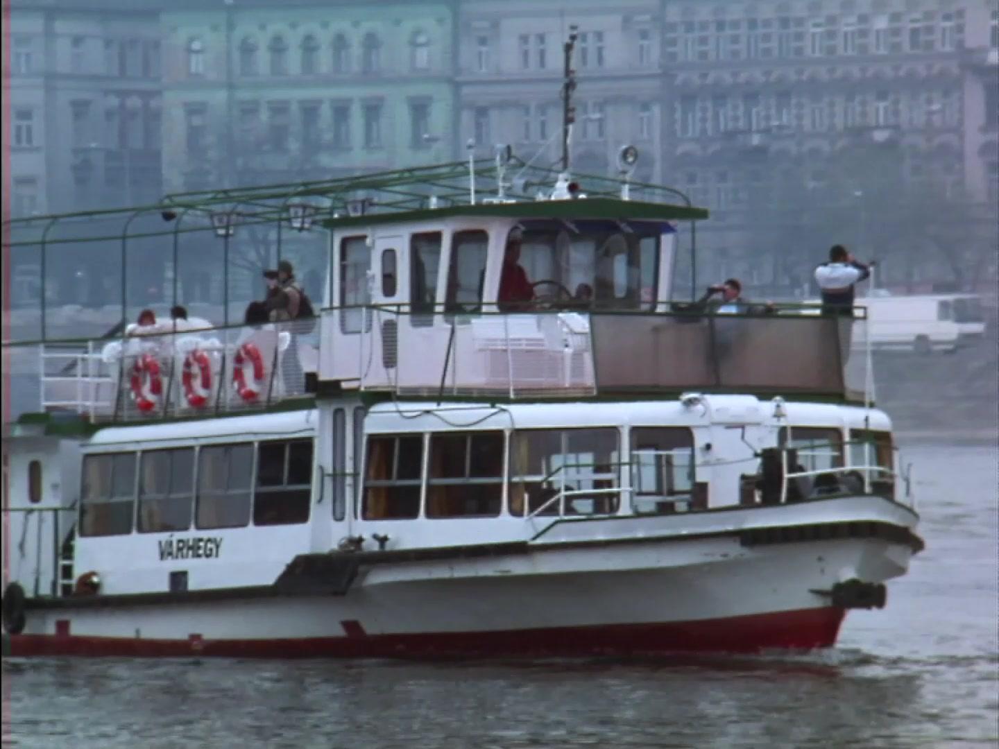 神偷谍影视频封面图