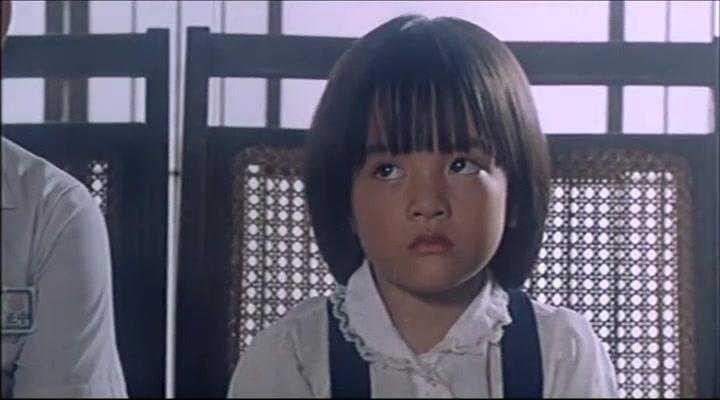 海滩的一天视频封面图