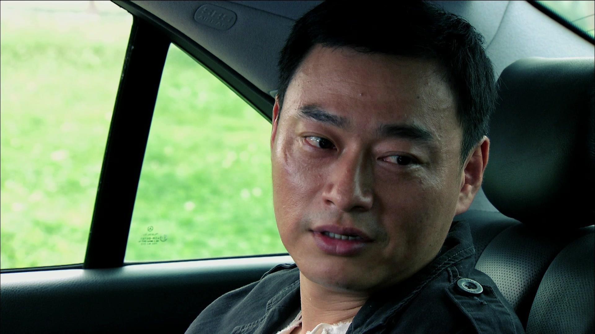 浮尘下的枪声 第21集视频封面图