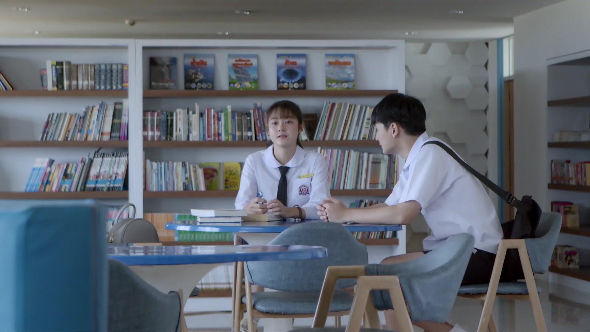 世界上的另一个我 第18集视频封面图