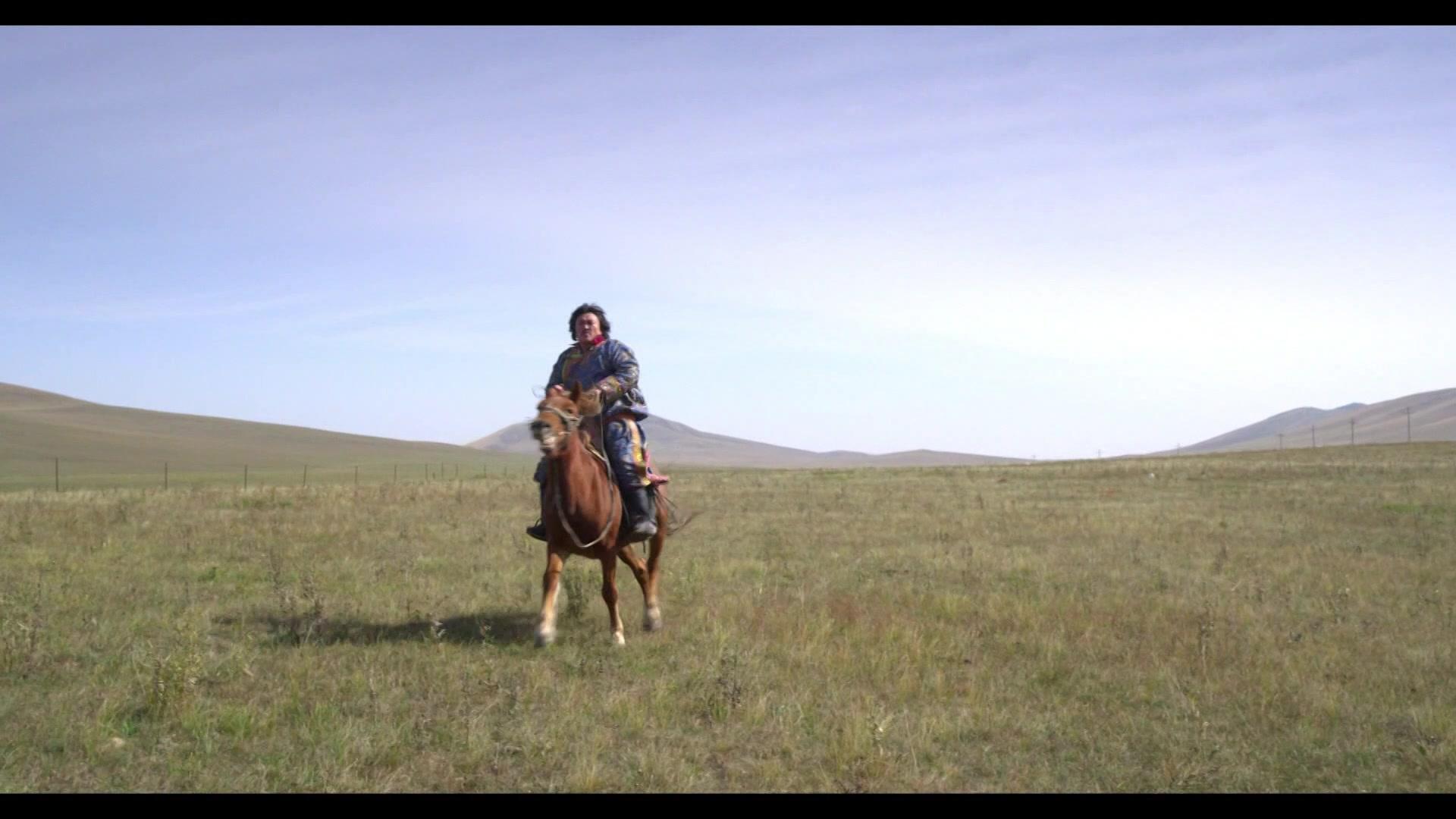 在草原上 第7集视频封面图