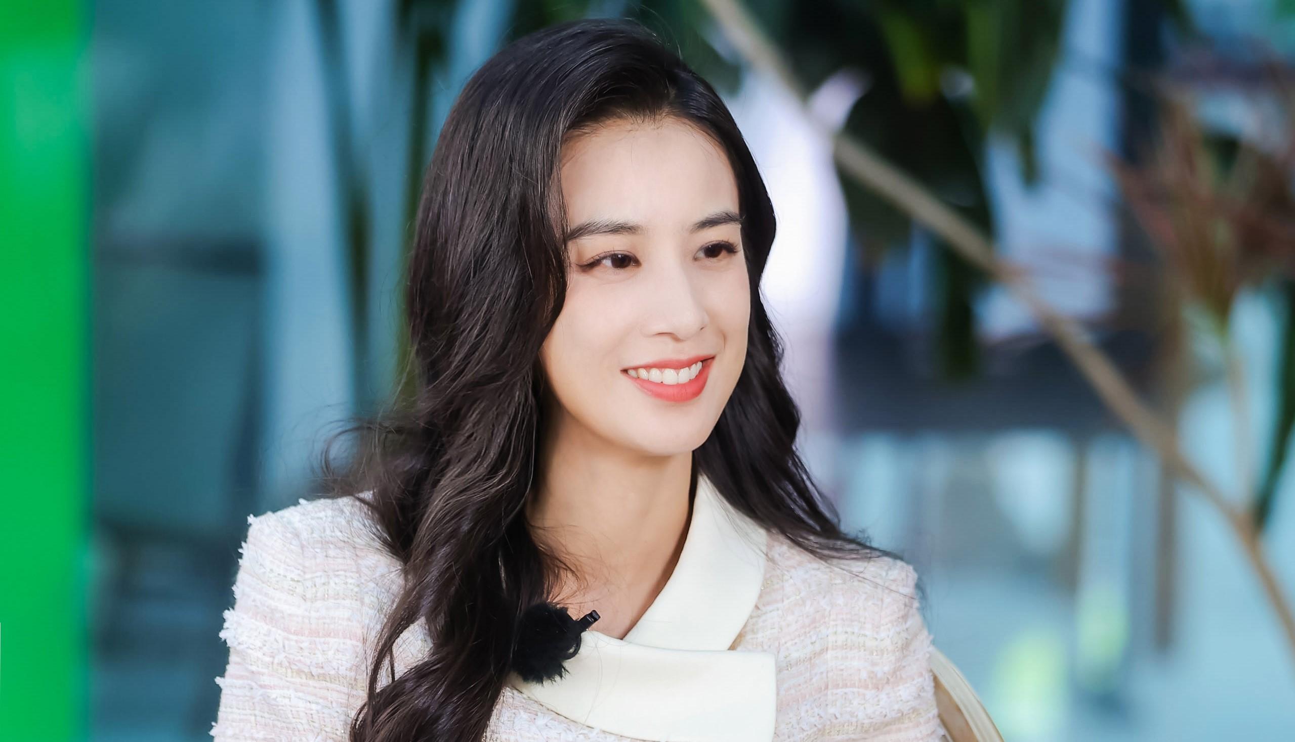 《非常静距离》第11期视频封面图